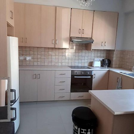 Universe House Dromolaxia Экстерьер фото