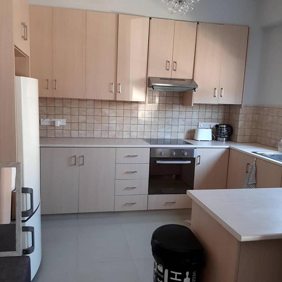 Universe House Dromolaxia Экстерьер фото